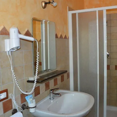 Hotel Sant'elene 3*